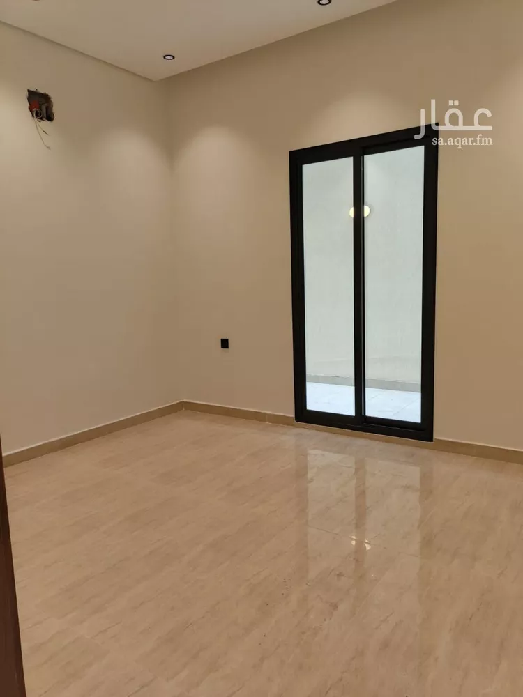 شقة للبيع في شارع التجاري, حي الأمواج, مدينة الخبر, المنطقة الشرقية