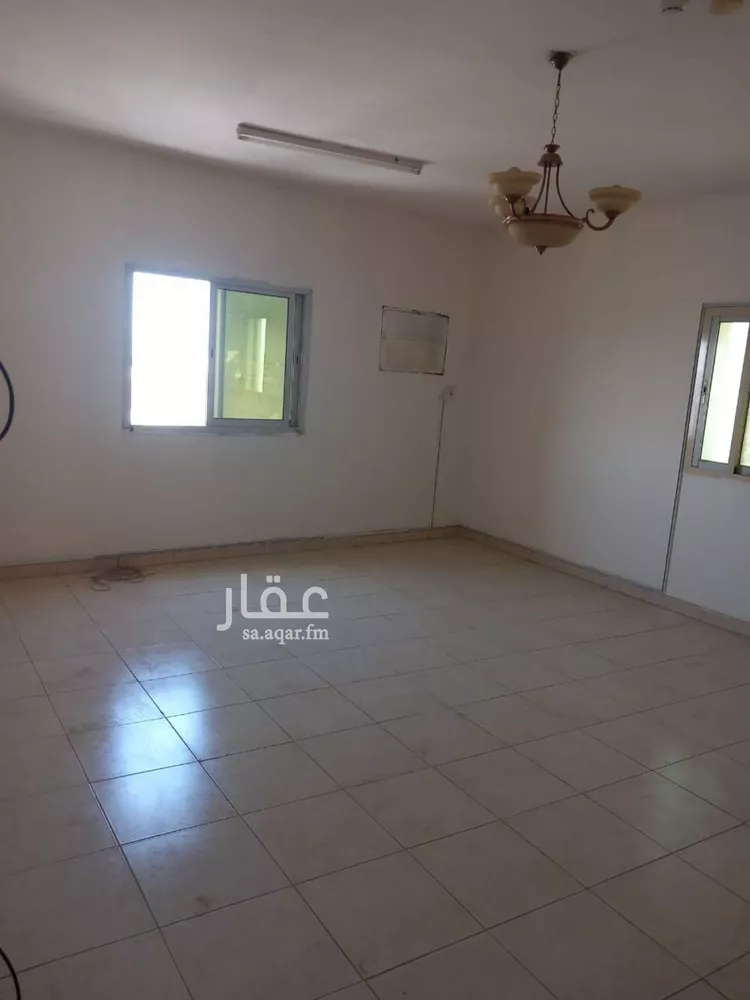 دور للإيجار في شارع طريق الظهران الجبيل السريع, حي الخضرية, مدينة الدمام, المنطقة الشرقية 6