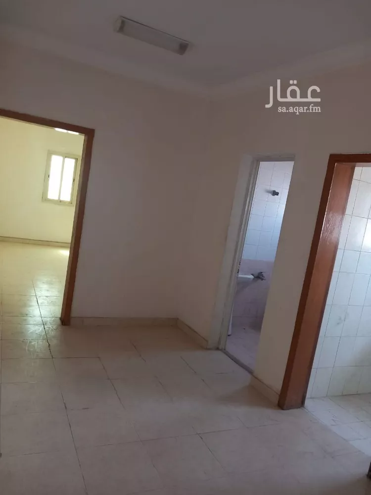 دور للإيجار في شارع طريق الظهران الجبيل السريع, حي الخضرية, مدينة الدمام, المنطقة الشرقية صورة 5