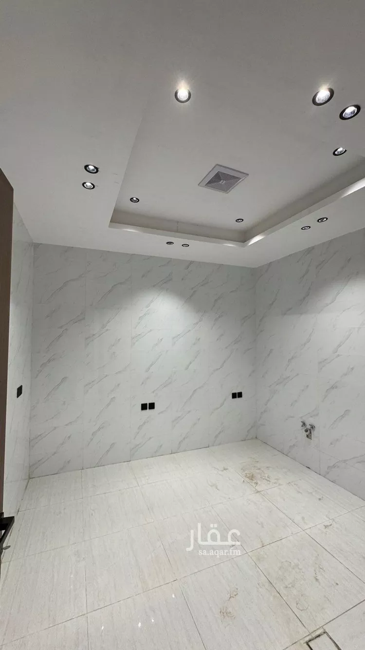 دور للبيع في شارع ثابت الكوفي, حي طويق, مدينة الرياض, منطقة الرياض صورة 4