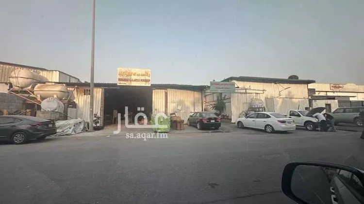 أرض للبيع في شارع صالح الصدفي ، حي صناعية الفوازية ، الخبر ، الخبر