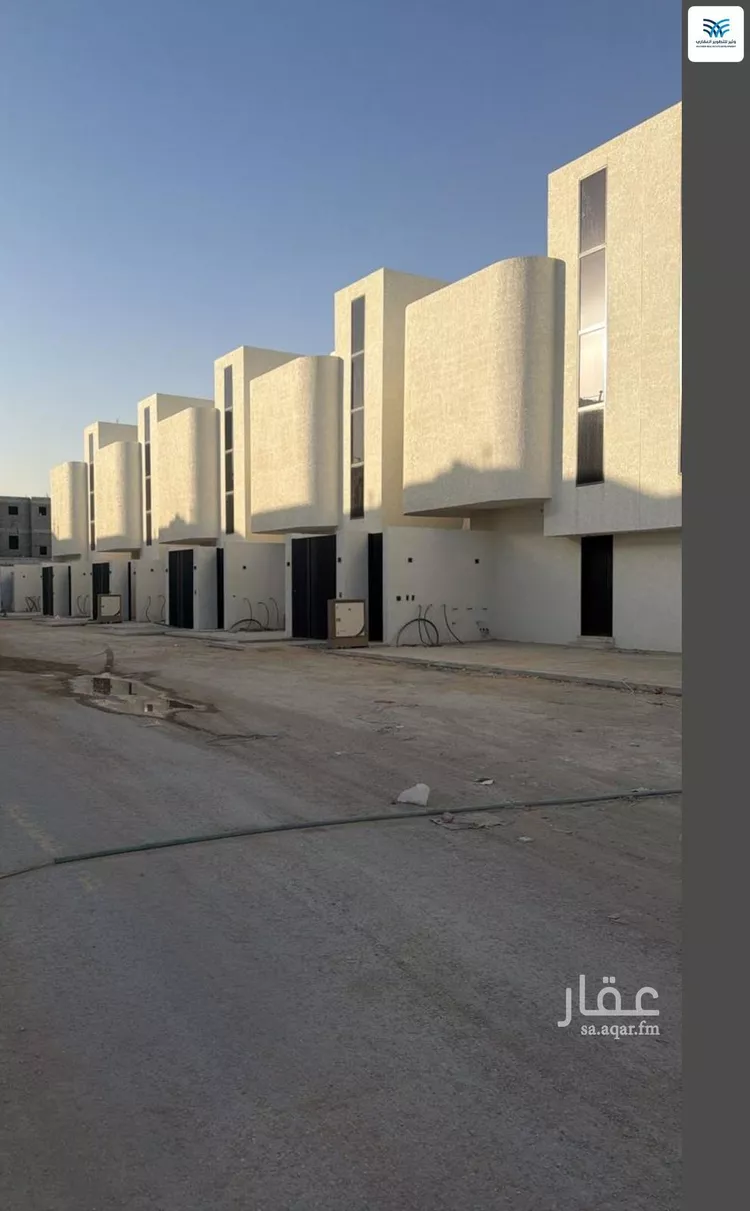 Floor for Sale in Riyadh Ash Sharq 7