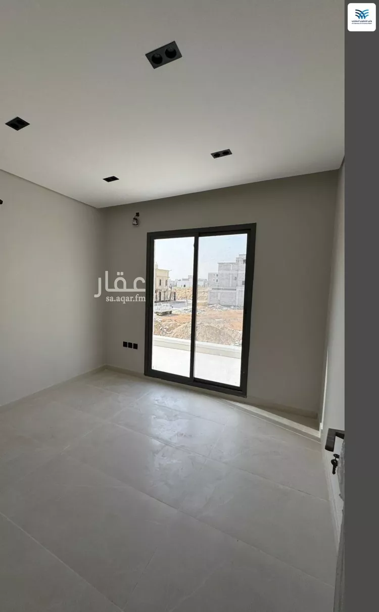 Floor for Sale in Riyadh Ash Sharq 14