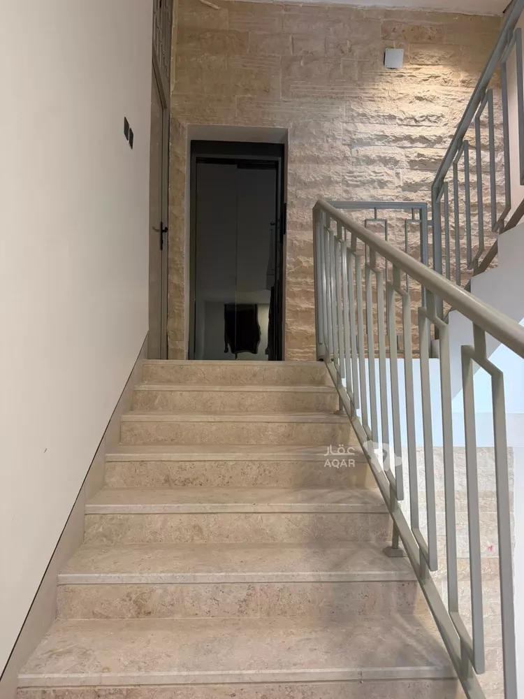Floor for Sale in Riyadh Ar Rawabi 8