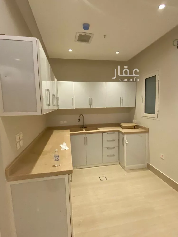 شقة للإيجار في شارع الامير مقرن بن عبدالعزيز, حي مغرزات, مدينة الرياض, منطقة الرياض صورة 2