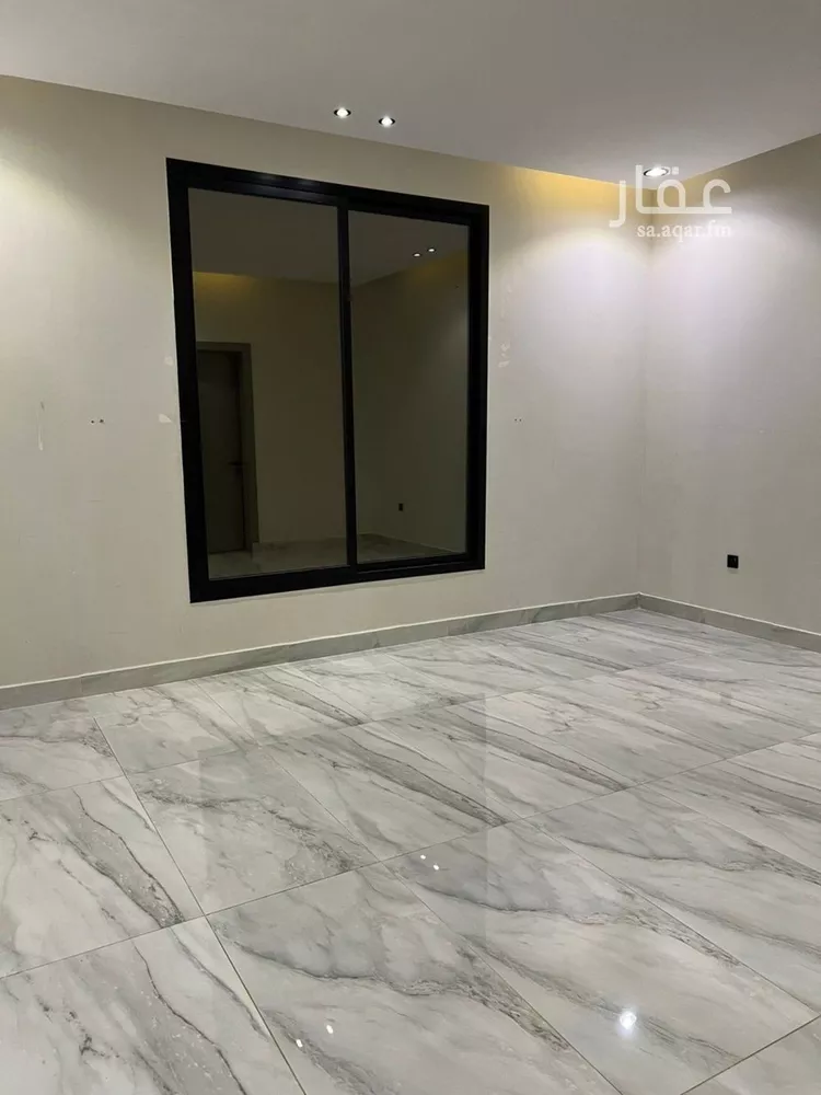 دور للبيع في شارع حميد الطويل, حي عكاظ, مدينة الرياض, منطقة الرياض صورة 3