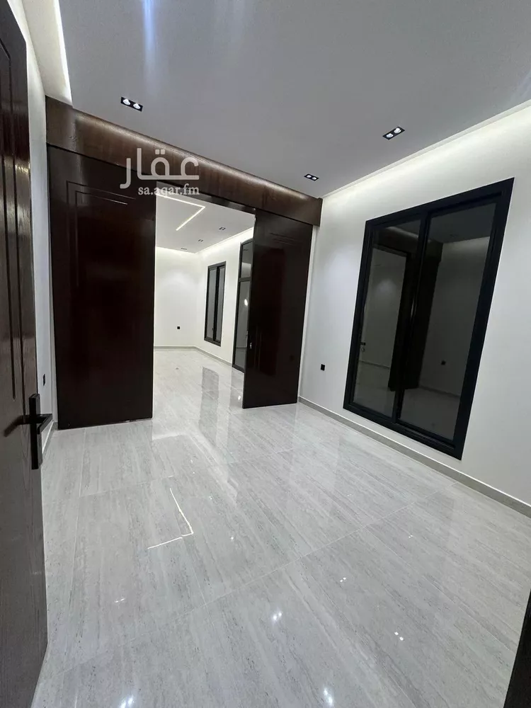 دور للبيع في شارع المبرد, حي المعيزيلة, مدينة الرياض, منطقة الرياض صورة 2