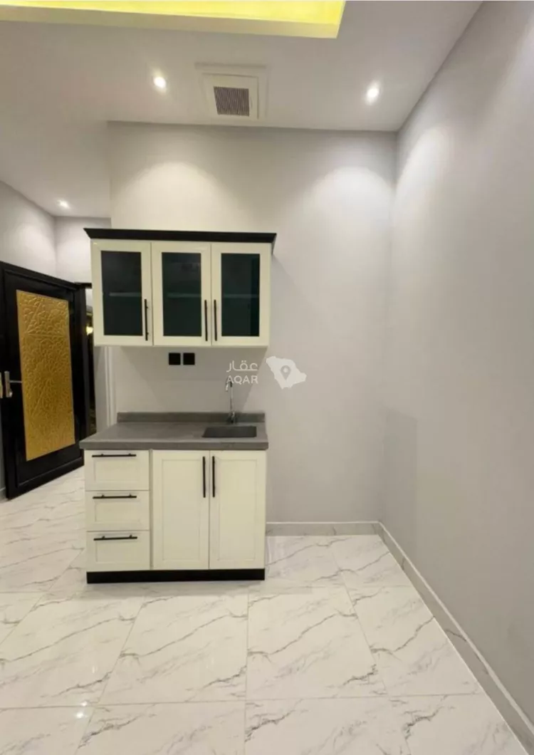 شقة للإيجار في شارع الاميرة سارة بنت احمد السديري, حي الضباط, مدينة الرياض, منطقة الرياض 2