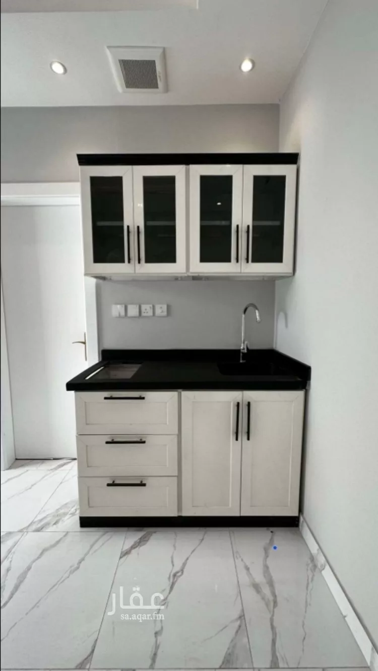 شقة للإيجار في شارع الظفير, حي النفل, مدينة الرياض, منطقة الرياض صورة 3