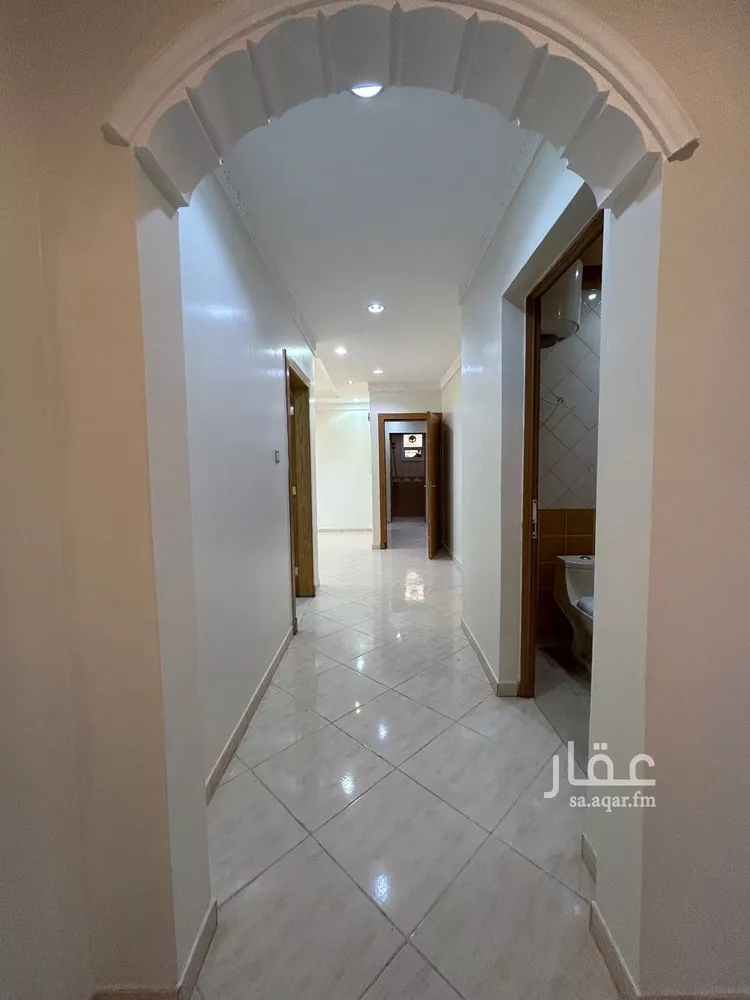 شقة للإيجار في شارع عبدالله بن قيس, حي إشبيلية, مدينة الرياض, منطقة الرياض صورة 4