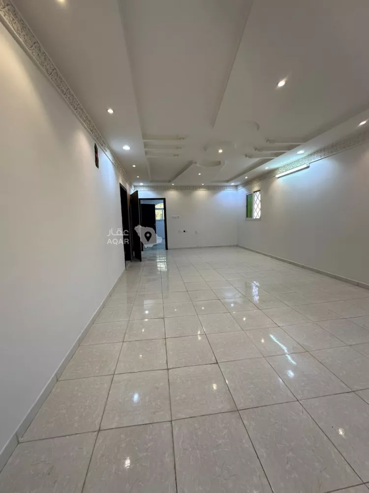 Floor for Rent in Riyadh Al Munsiyah 7
