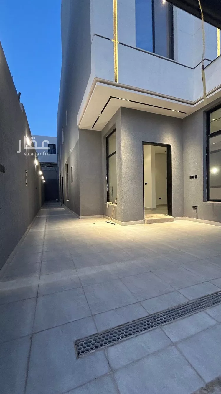 دور للبيع في شارع غياث ابن فارس, حي الرمال, مدينة الرياض, منطقة الرياض صورة 2