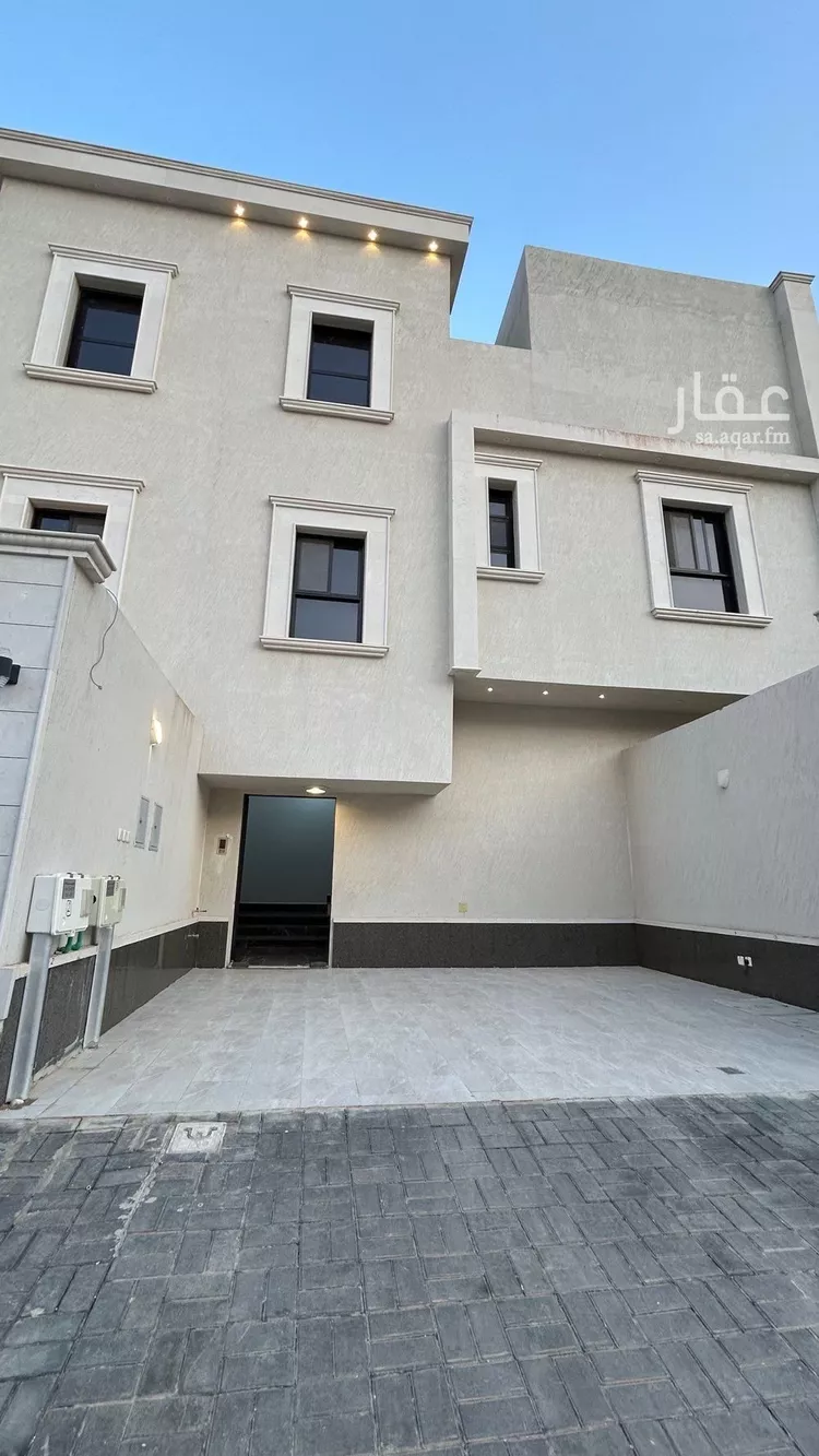 دور للبيع في شارع نهر أم الربيع, حي القادسية, مدينة الرياض, منطقة الرياض