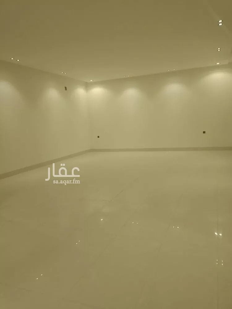 دور للبيع في شارع حمزة القبيطي, حي الرمال, مدينة الرياض, منطقة الرياض صورة 2
