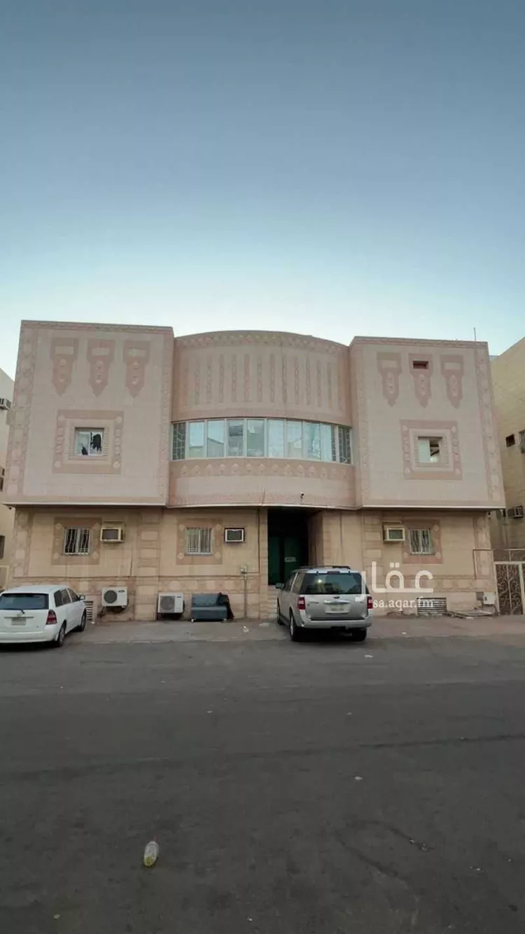 عمارة للبيع في شارع الحسن ابن سعد, حي حرة الوبرة, مدينة المدينه المنوره, منطقة المدينة المنورة
