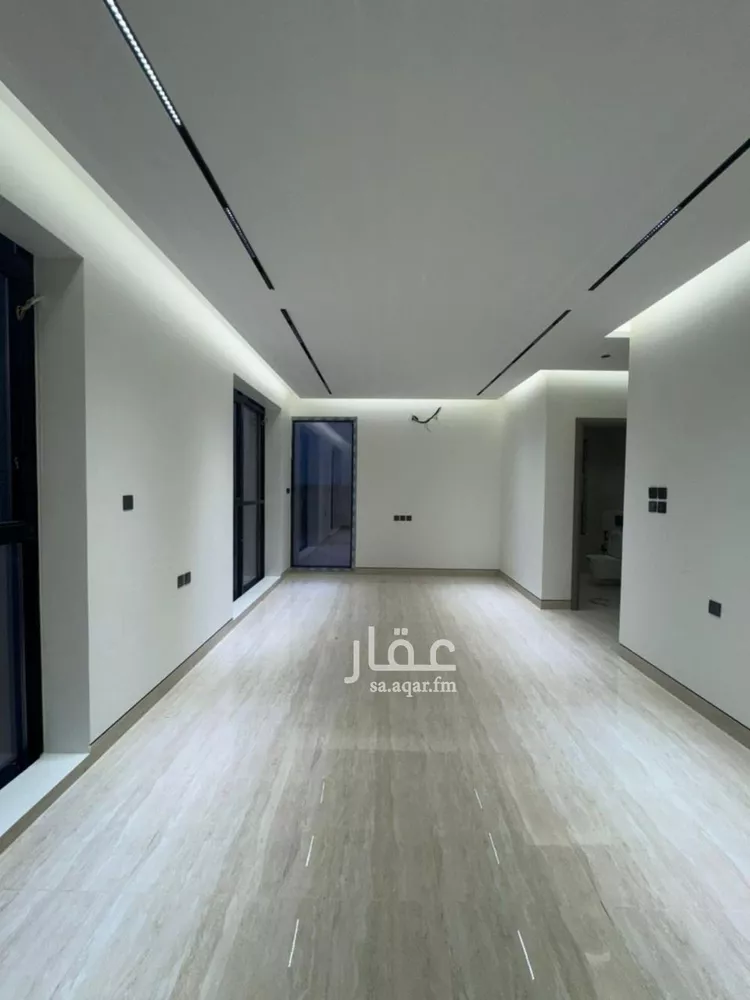 فيلا للبيع في شارع محمد بن رزين, حي النرجس, مدينة الرياض, منطقة الرياض صورة 5