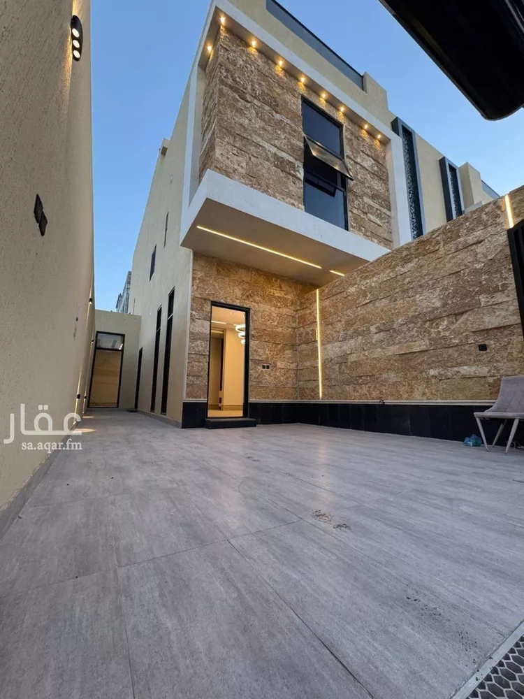 دور للبيع في شارع أبي جعفر البتي, حي العارض, مدينة الرياض, منطقة الرياض 1 صورة