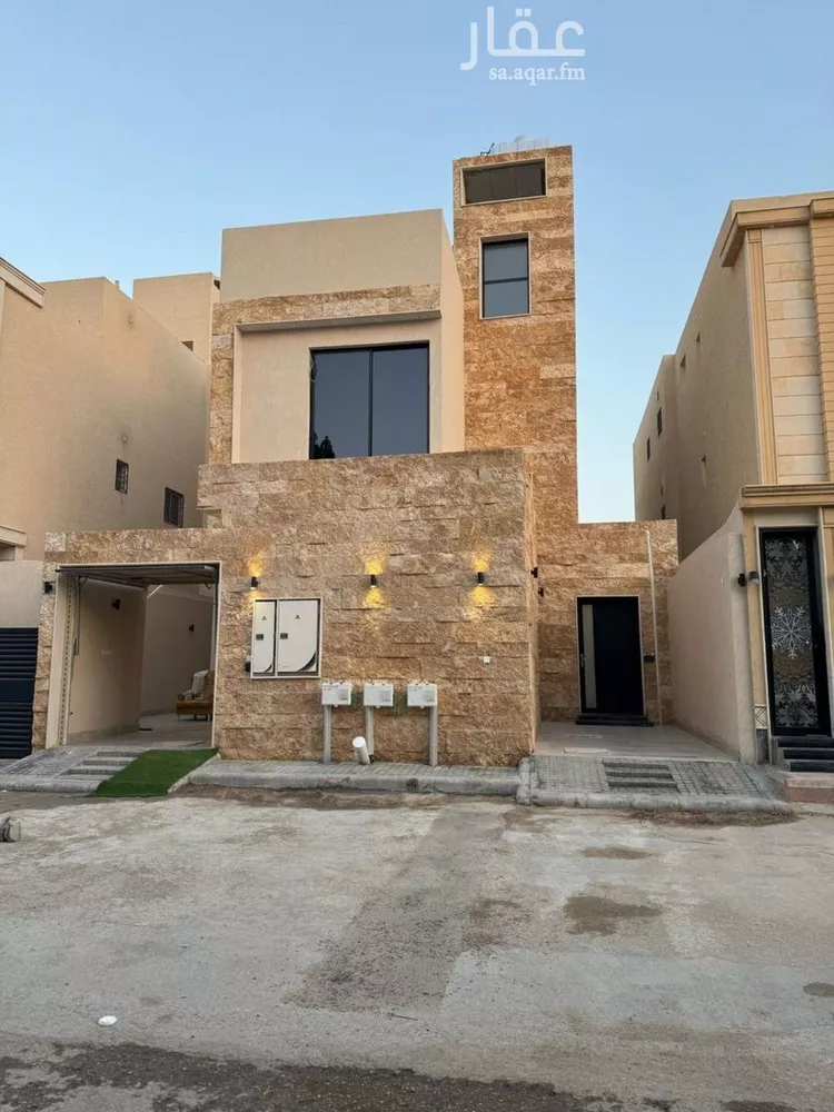 دور للبيع في شارع جمال الدين بن ظهيرة, حي العارض, مدينة الرياض, منطقة الرياض