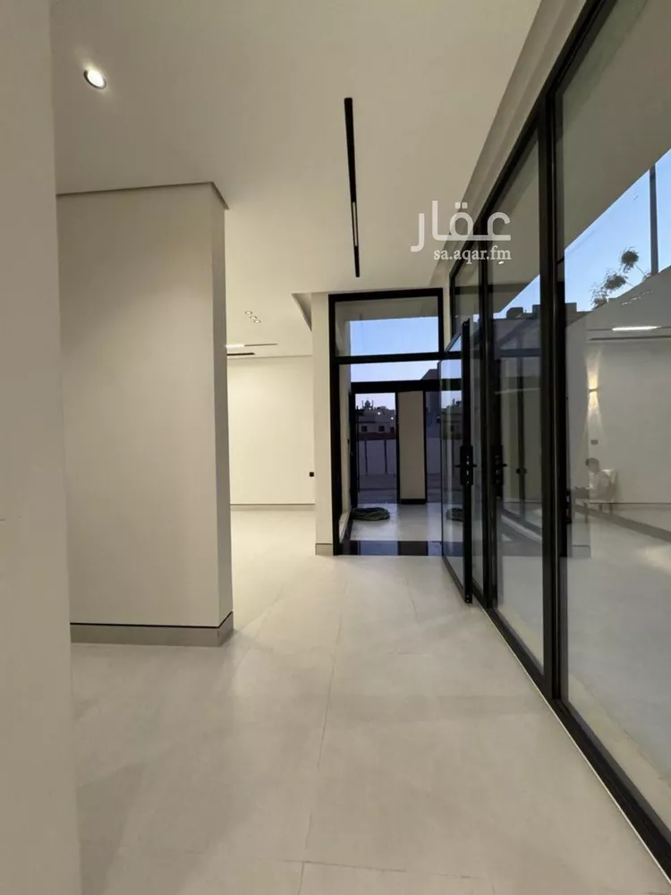 فيلا للبيع في شارع شافع بن صالح, حي النرجس, مدينة الرياض, منطقة الرياض صورة 3