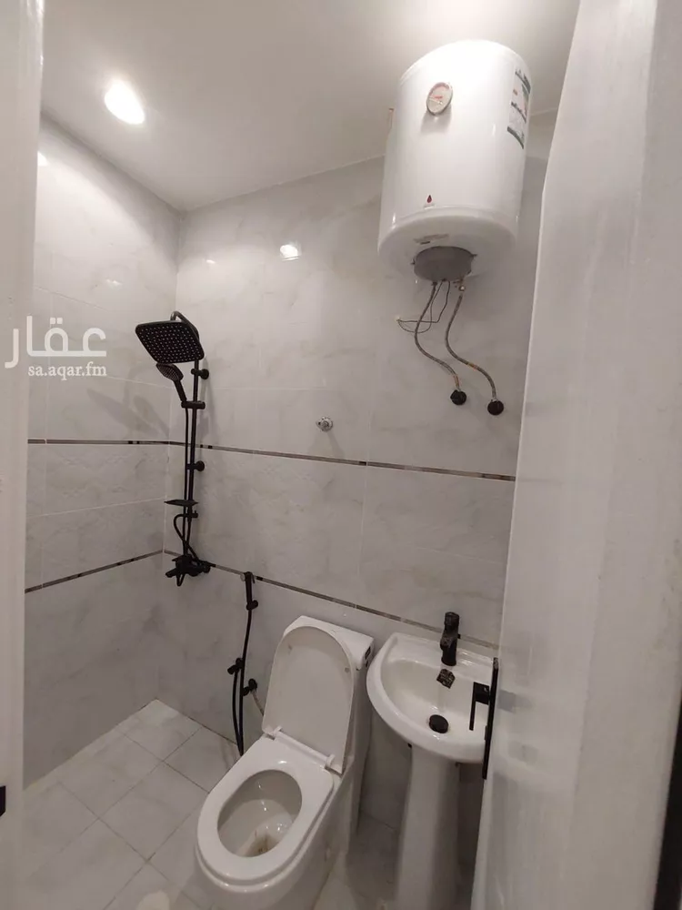 شقة للإيجار في شارع وادي الزرقاء, حي الوادي, مدينة الرياض, منطقة الرياض صورة 2