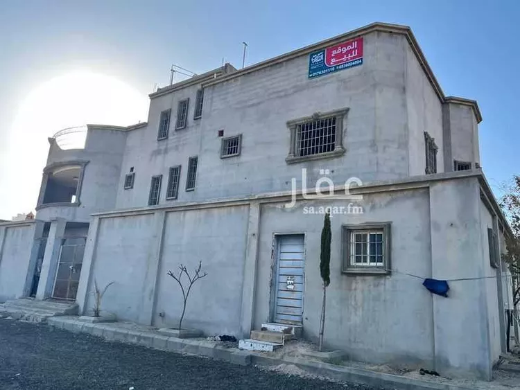 فيلا للبيع في شارع العام, حي الخالدية, مدينة بلقرن, منطقة عسير