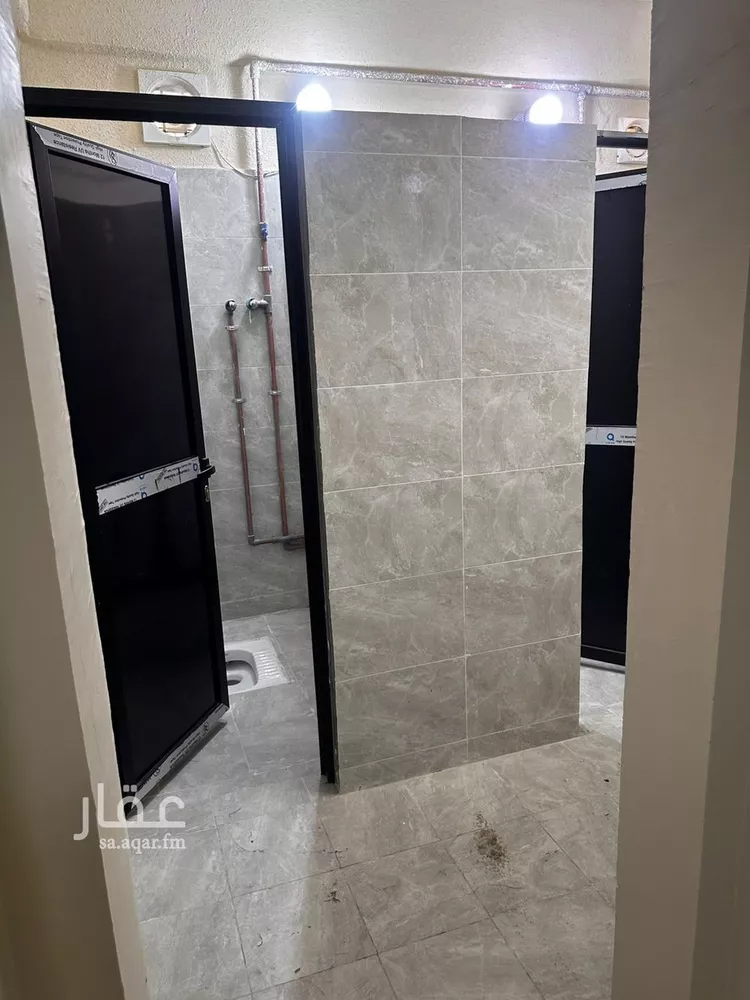 Building for Rent in Dammam Al Souq 17