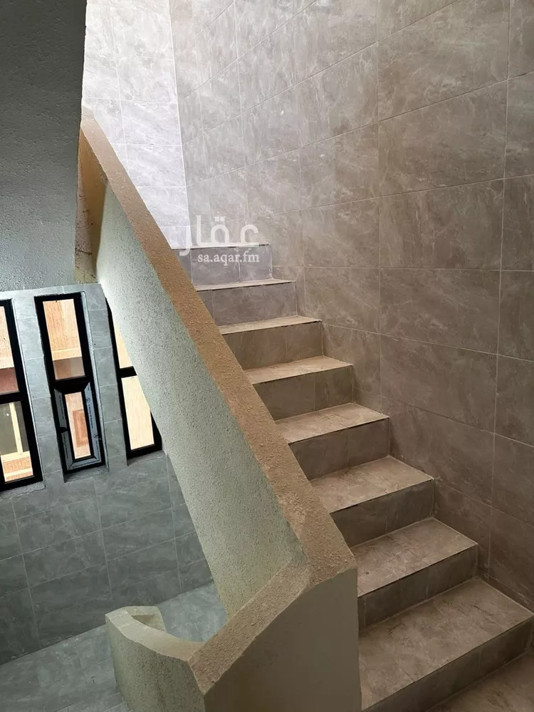 Building for Rent in Dammam Al Souq 26