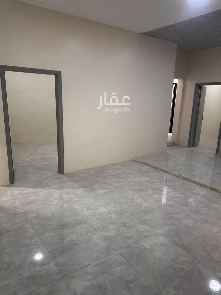 Building for Rent in Dammam Al Souq 22