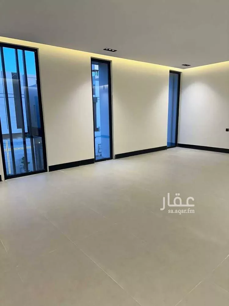 فيلا للبيع في شارع عبدالرحمن بن ابي حاتم, حي الرمال, مدينة الرياض, منطقة الرياض صورة 4