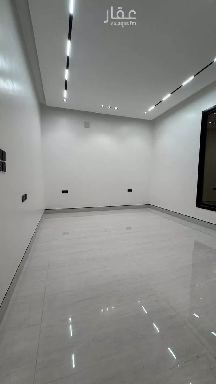 دور للبيع في شارع الحسين بن رواحة, حي الرمال, مدينة الرياض, منطقة الرياض صورة 5