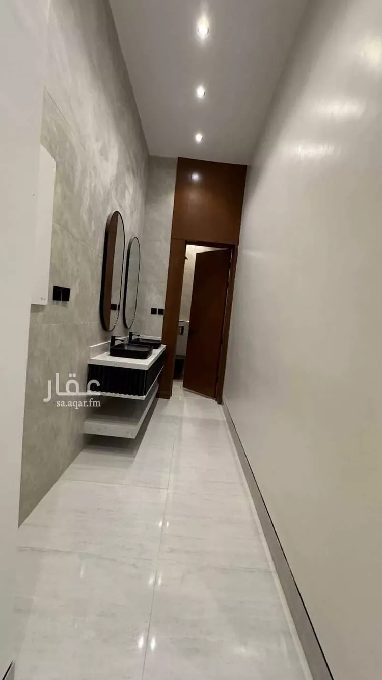 دور للبيع في شارع الحسين بن رواحة, حي الرمال, مدينة الرياض, منطقة الرياض صورة 3
