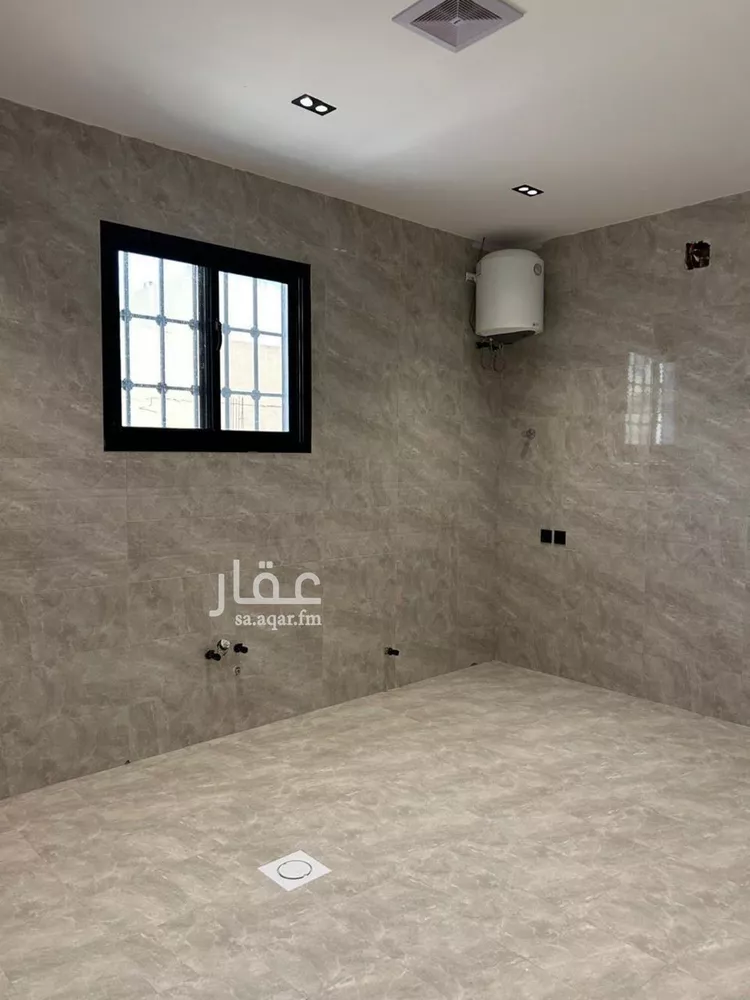 Floor for Sale in Riyadh Al Janadriyah صورة 4
