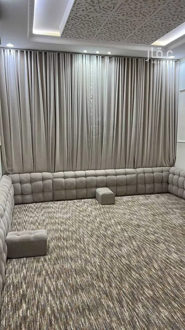 Floor for Sale in Riyadh Al Janadriyah صورة 3