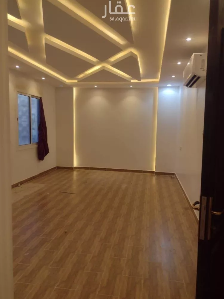 فيلا للبيع في شارع عبدالرحمن بن مرشد, حي الرمال, مدينة الرياض, منطقة الرياض صورة 2