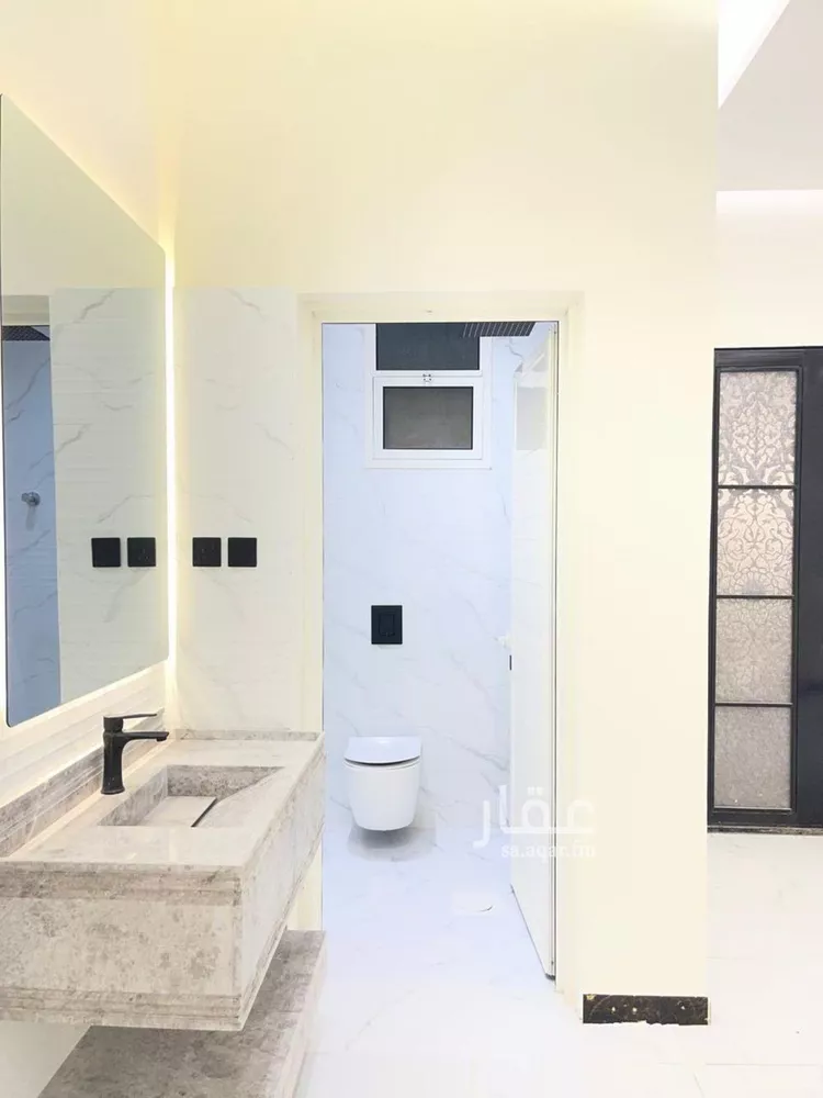 Floor for Sale in Riyadh Al Janadriyah صورة 4