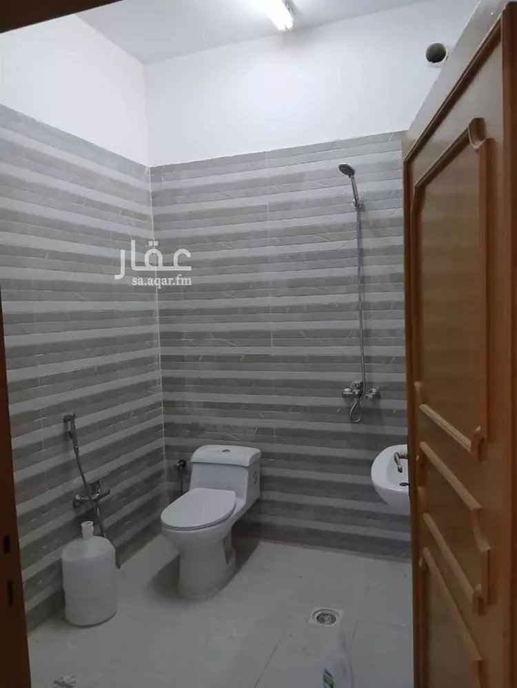 فيلا للإيجار في شارع آل ثنيان, حي ظهرة البديعة, مدينة الرياض, منطقة الرياض صورة 3