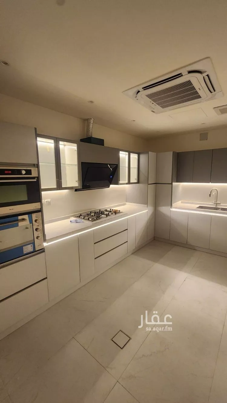 فيلا للإيجار في شارع محمد الشارعي, حي النرجس, مدينة الرياض, منطقة الرياض صورة 3