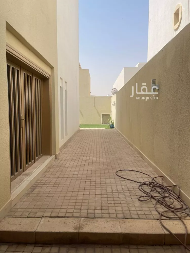 فيلا للبيع في شارع رقم 253, حي الياسمين, مدينة الرياض, منطقة الرياض صورة 2