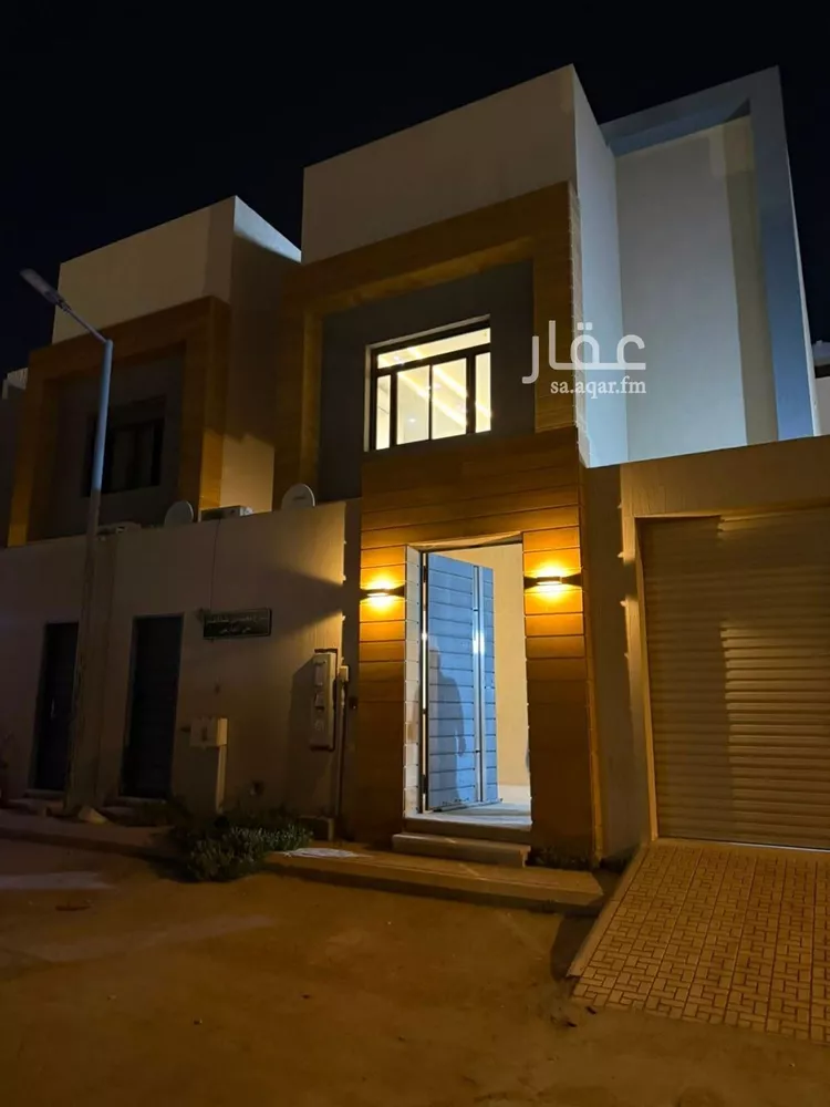 فيلا للبيع في شارع يزيد بن الاصم, حي العارض, مدينة الرياض, منطقة الرياض