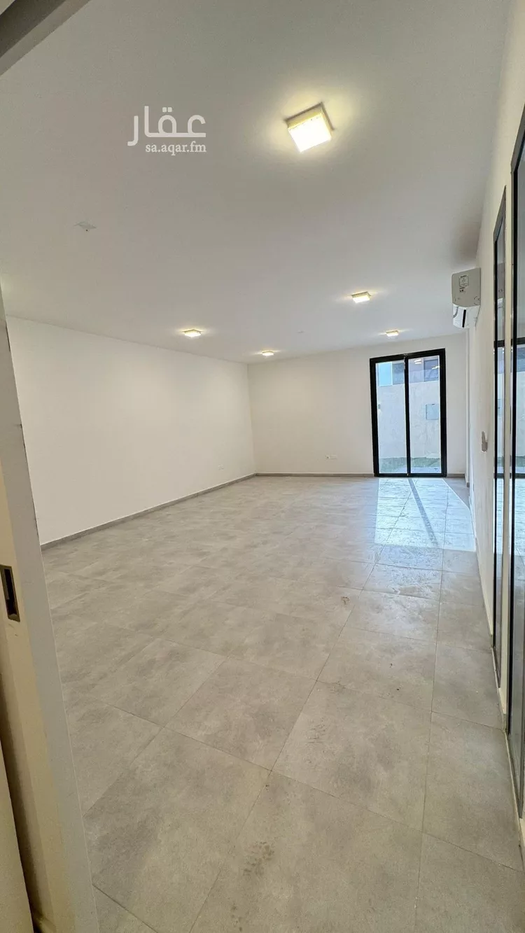 فيلا للإيجار في شارع ابن سفير, حي النرجس, مدينة الرياض, منطقة الرياض صورة 4