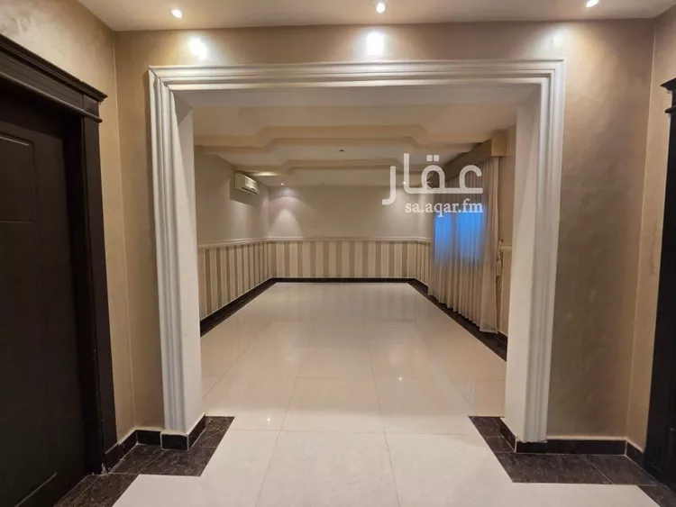 فيلا للبيع في شارع الفرش, حي الياسمين, مدينة الرياض, منطقة الرياض صورة 2