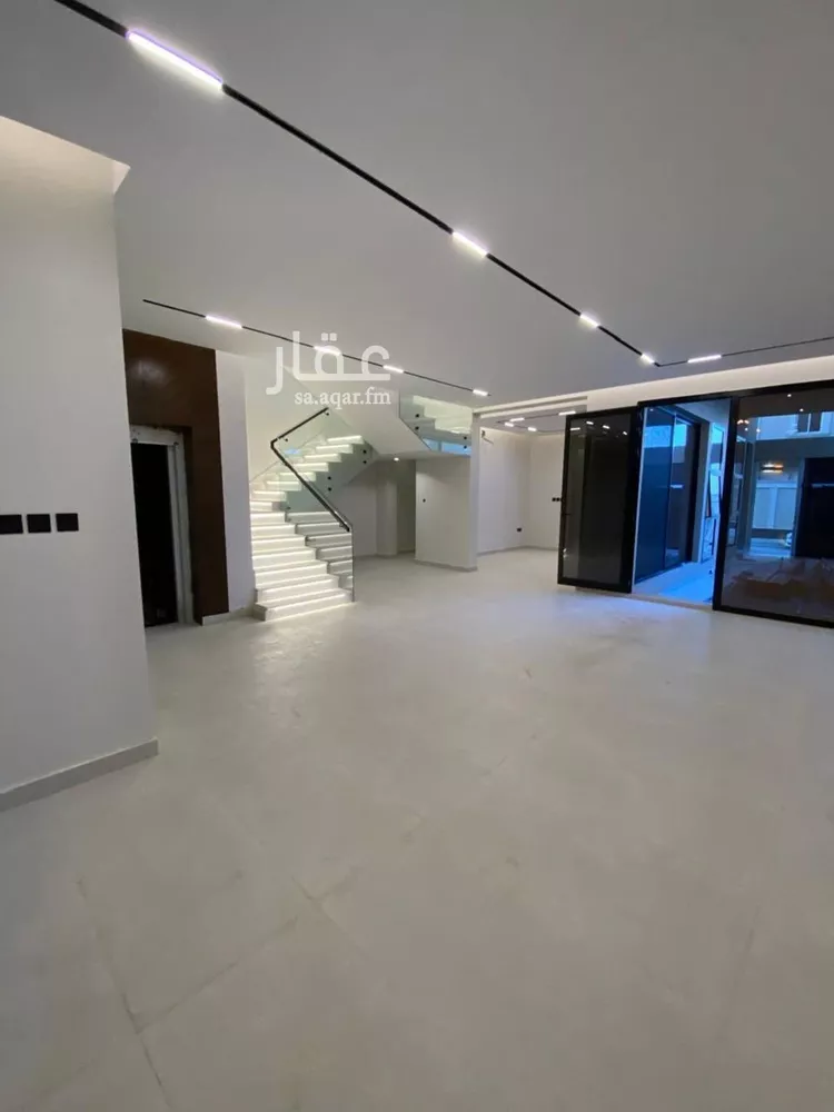 فيلا للبيع في شارع محمد الشارعي, حي النرجس, مدينة الرياض, منطقة الرياض صورة 3