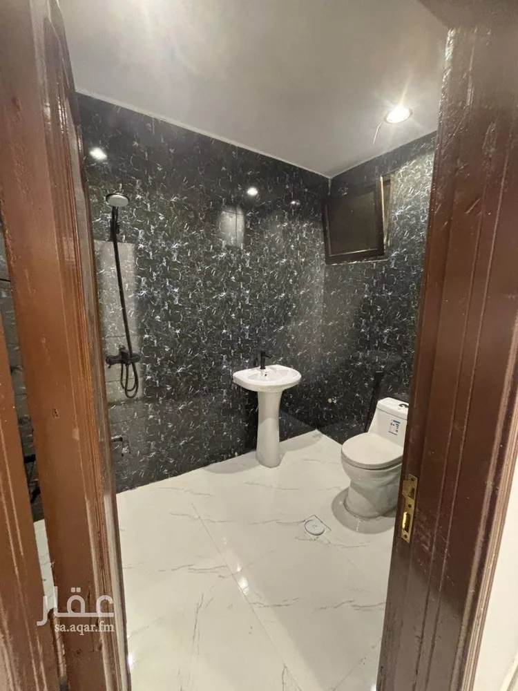 شقة للإيجار في شارع العقيلة, حي الملك فهد, مدينة الرياض, منطقة الرياض صورة 4