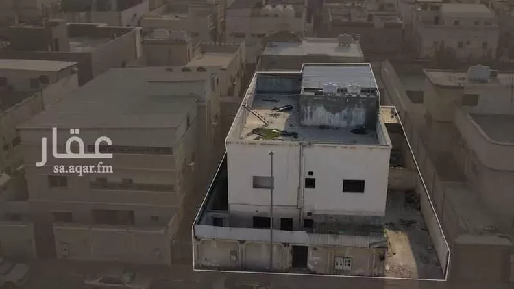 عمارة للبيع في شارع ابن ماجه ، حي غرناطة ، الدمام ، الدمام