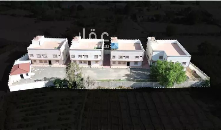 Complex for sale in Taif Al Wakf