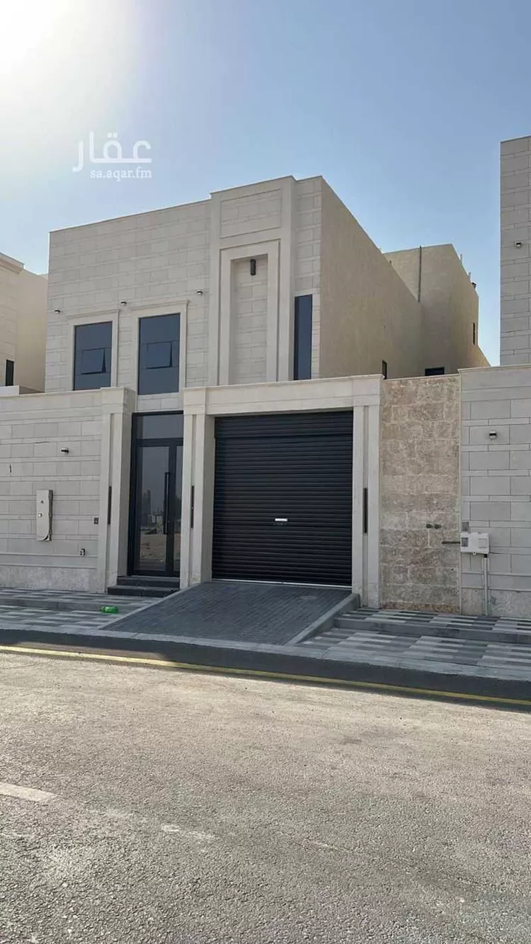 فيلا للبيع في شارع المرفأ, حي الشعلة, مدينة الدمام, المنطقة الشرقية