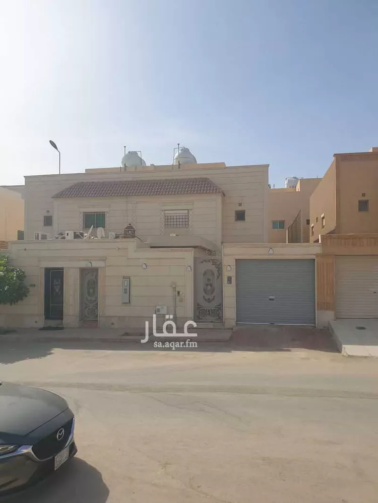فيلا للبيع في شارع الكوادر, حي الربيع, مدينة الرياض, منطقة الرياض