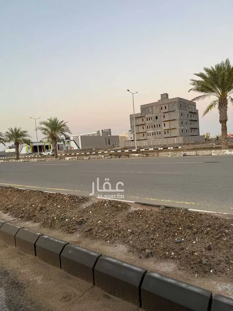عمارة للبيع في شارع الملك فهد , حي الشاطئ 1, مدينة القنفذة, منطقة مكة المكرمة صورة 3