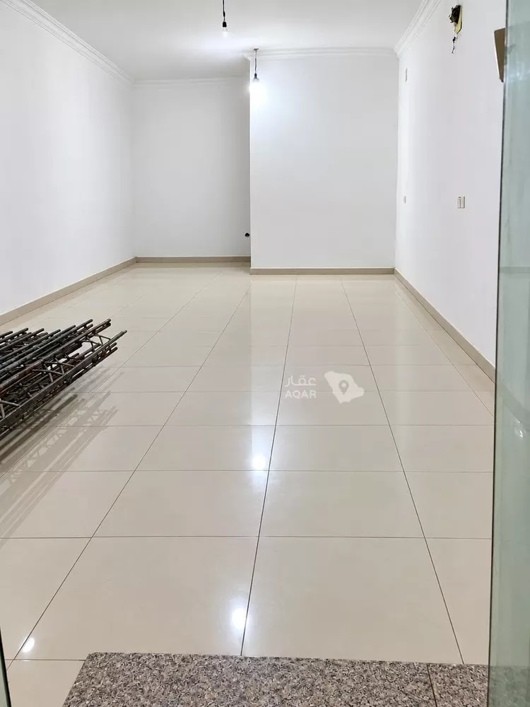 محل للإيجار في شارع المدينه المنوره, حي البديعة, مدينة الرياض, منطقة الرياض 5