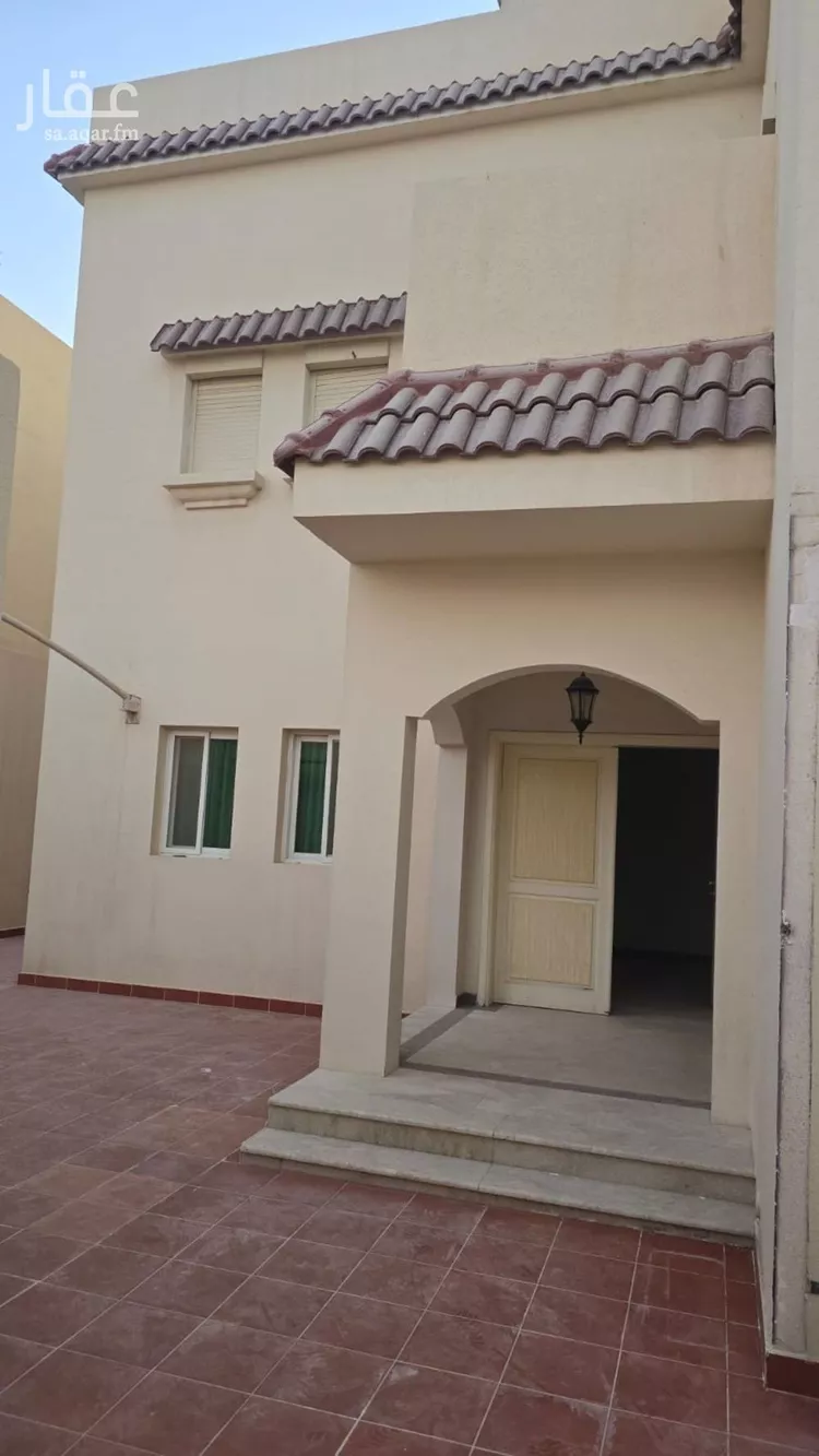 فيلا للبيع في شارع إبراهيم بن هادي, حي التعاون, مدينة الرياض, منطقة الرياض صورة 2